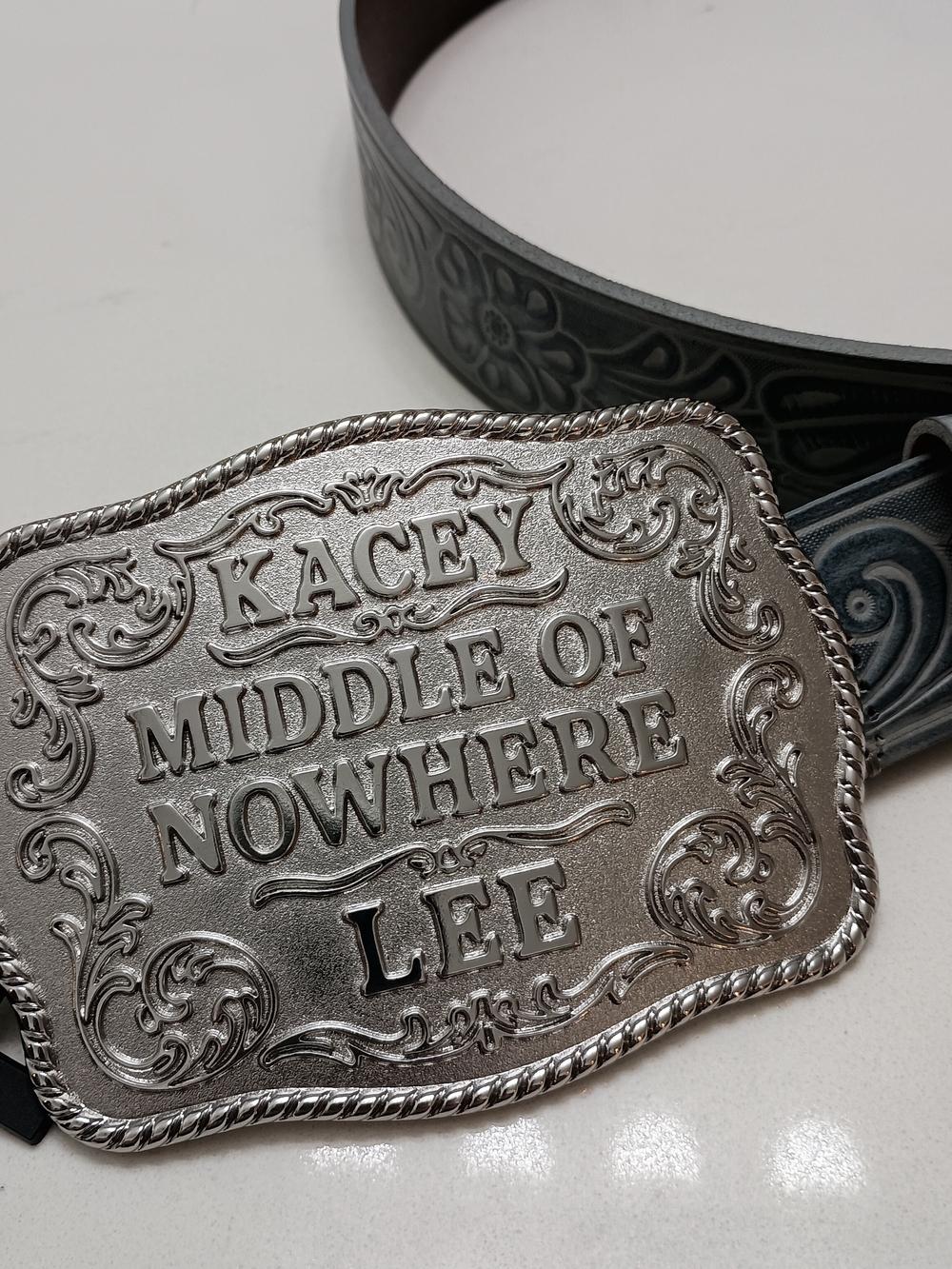 NEW Kacey Lee Musgraves Women's Leather Belt With 'Middle Of Nowhere' Buckle * L